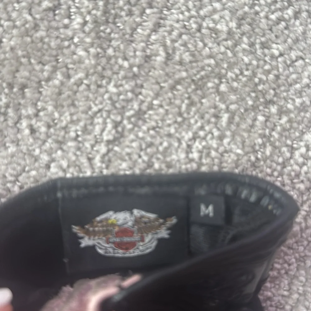 Harley Davidson Pink Label ladies leather riding gloves - Picture 4 of 4